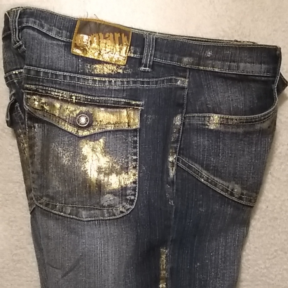 E mark jeans